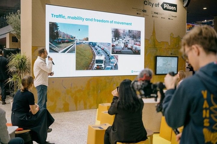 Plzeň zamíří na veletrh chytrých měst. Firma nextdrop je ve finále soutěže