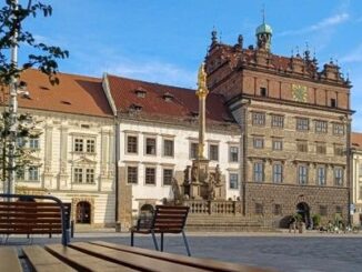 Plzeňská koalice podepsala smlouvu. Rada města se zmenší na devět členů